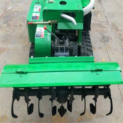 農(nóng)用撒肥機(jī)械 三輪撒肥機(jī)、全自動(dòng)撒糞車與施肥機(jī)械的現(xiàn)代化應(yīng)用